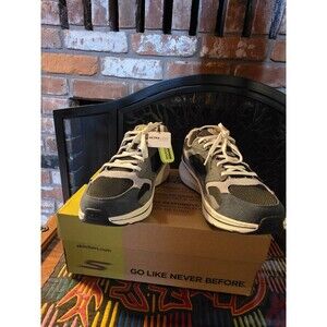 Skechers GoRun Consistent 2.0 Mens 11 CCBK Ultra Light Goga Mat NIB